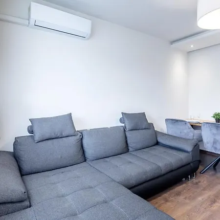 Cozy Quiet Apartment With A Balcony Budapest Exterior photo